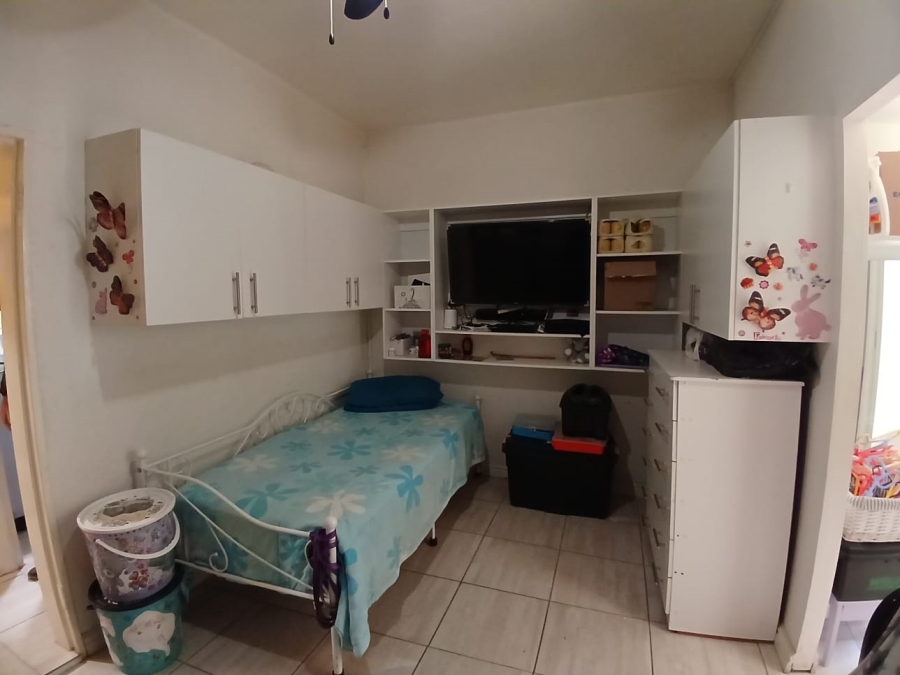 1 Bedroom Property for Sale in Glenlilly Western Cape